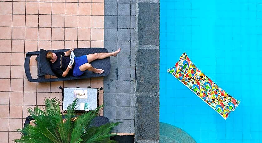 Copacabana Apartment Hotel