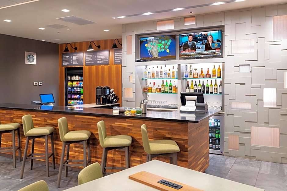 Photo 1 of 17 of Courtyard by Marriott Bowie