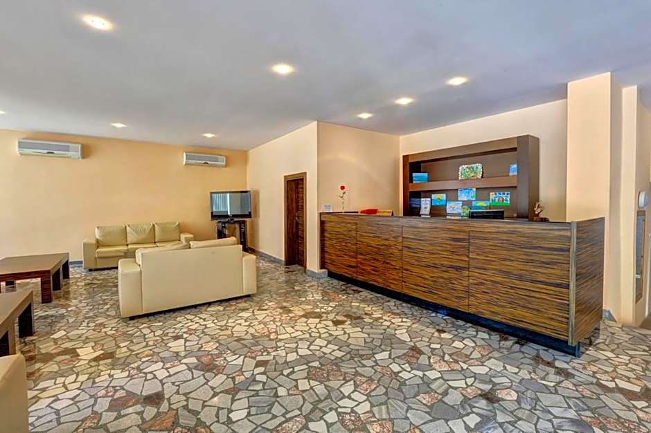 Хотел Ескана