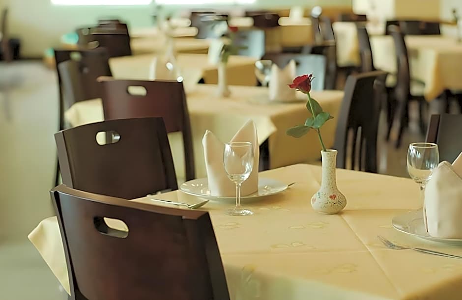 Western Grand Hotel Ratchaburi