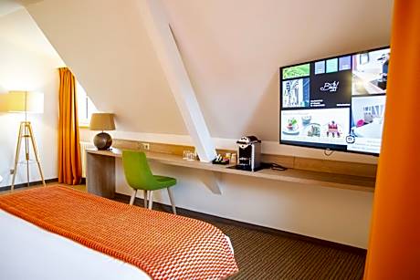 Privilege Room
