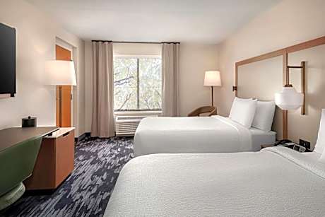 Standard Queen Room with Two Queen Beds