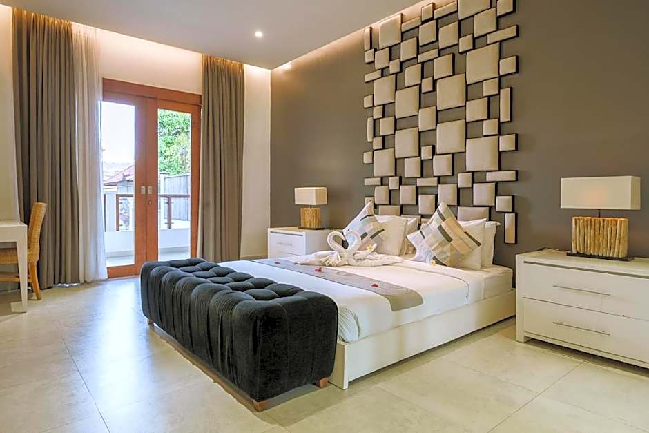 Villa Orange 3BR Seminyak by Exotic Bali Properties
