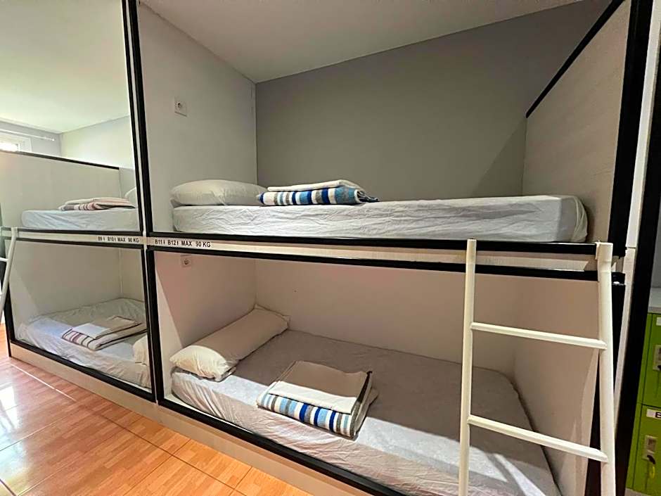 Hego Haize Albergue Hostel