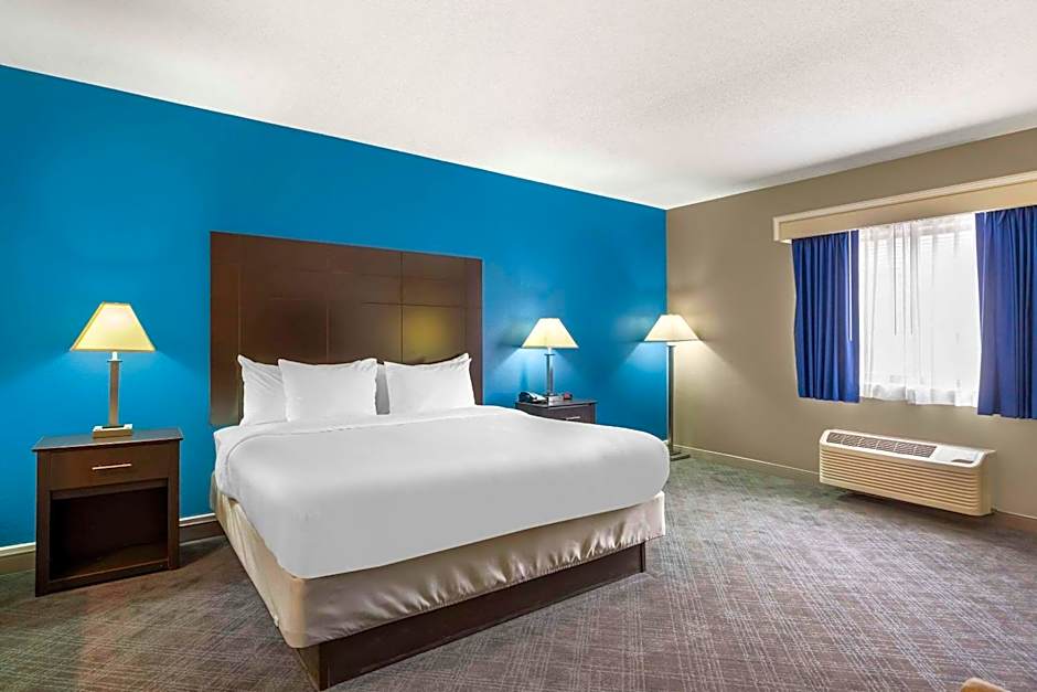 Comfort Inn & Suites Mundelein-Vernon Hills