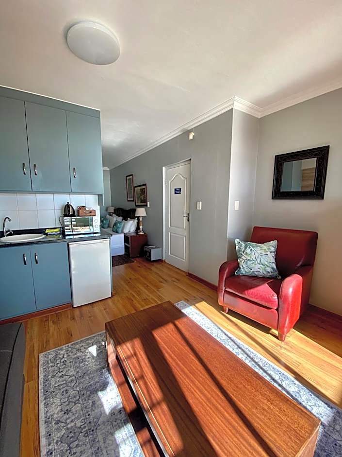 3ColoursBlue Guest House