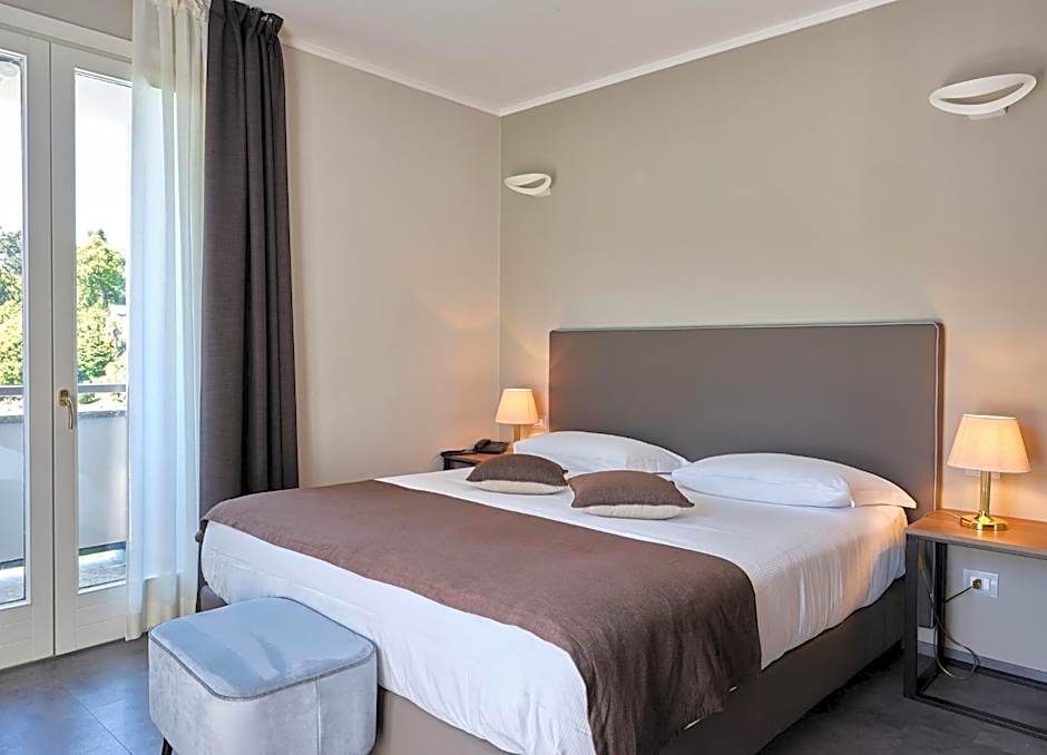 Foto 1 de 6 de Deluxe Double or Twin Room with Lake View