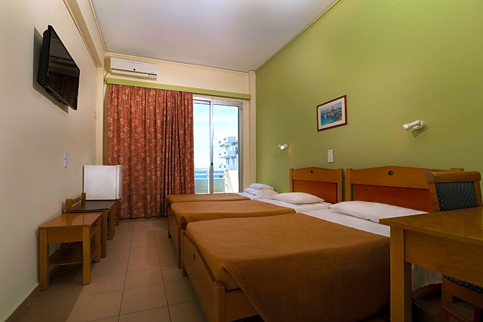 Delfini Hotel Patras