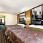 Super 8 by Wyndham Indianapolis/NE/Castleton Area