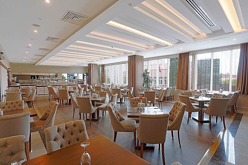 The Grand Mira Business Hotel