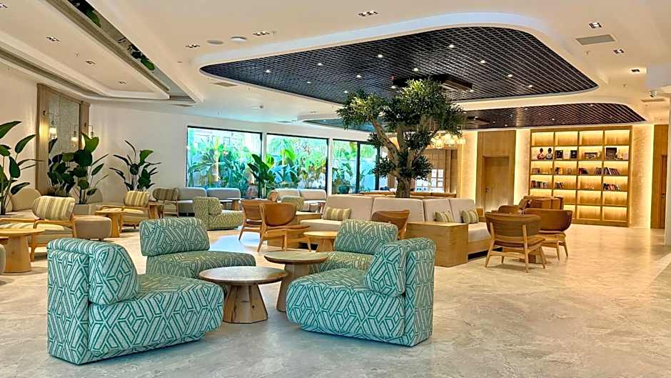 Blue Wave Suite Hotel