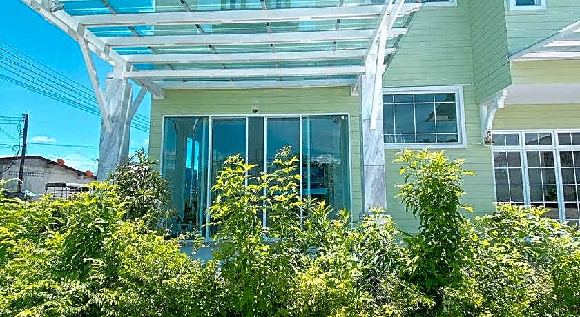 Greenish Ranong Hotel