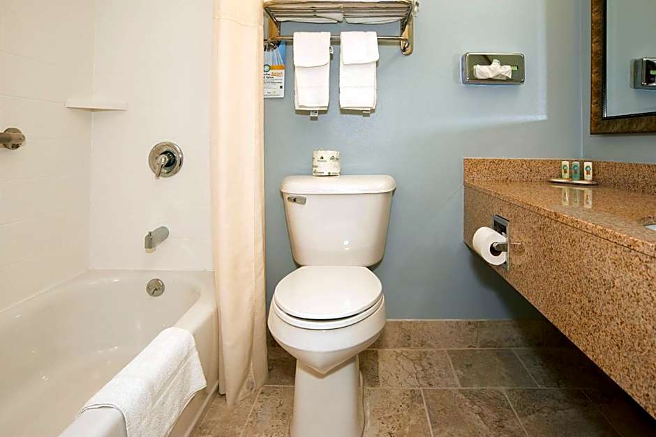 Quality Inn Bourne - Cape Cod