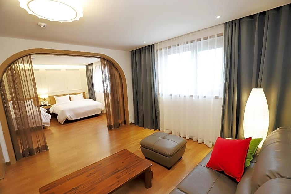 Pyeongchang Hotel The Maru