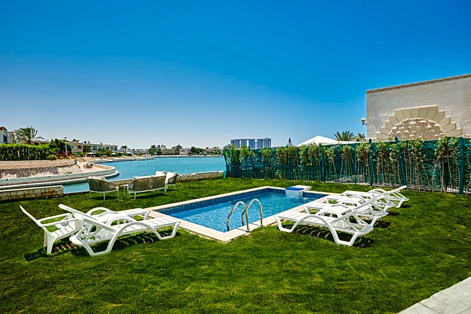 Le Royal Marina Hotel