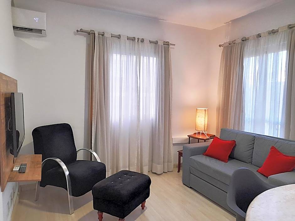 INCRIVEL Flat proximo Shoppings JK e Vila Olimpia