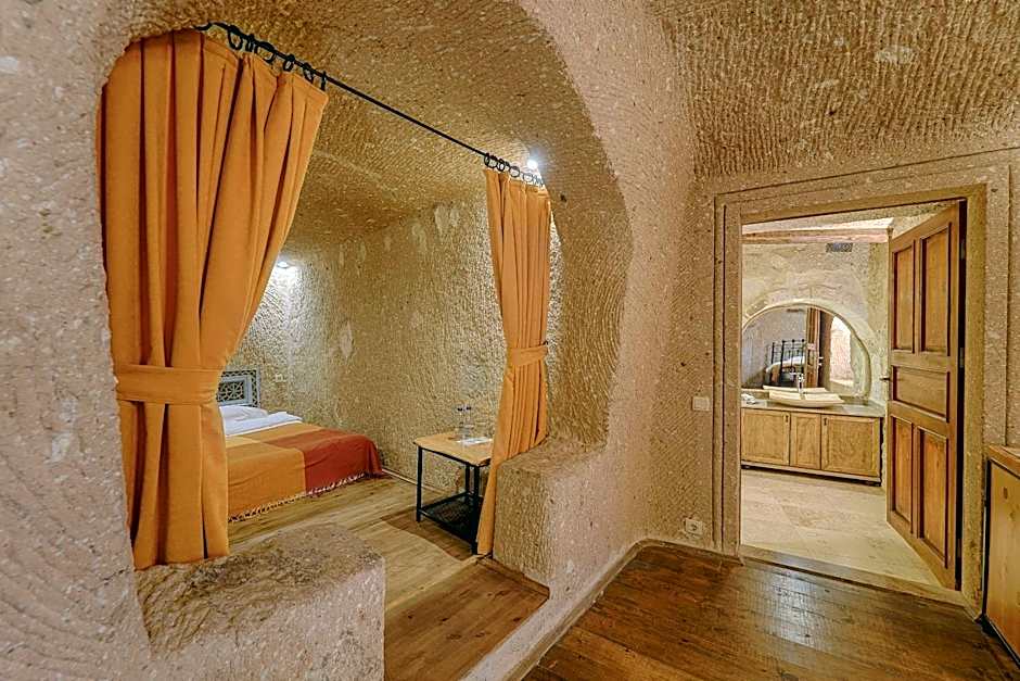 Taru Cave Suites