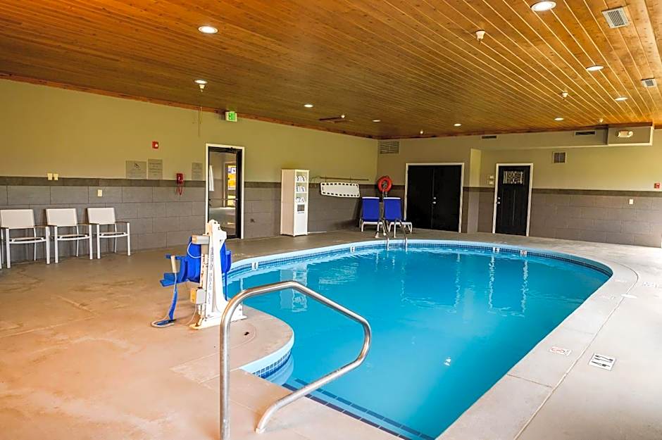 Country Inn & Suites by Radisson, Greenfield, IN