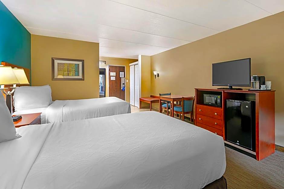 Best Western Plus Plattsburgh