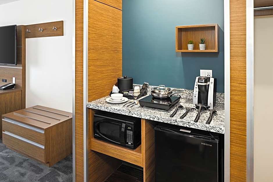 Home Inn & Suites - Swift Current