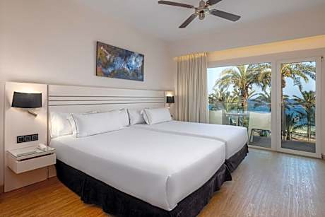 Superior Double Room with Sea View