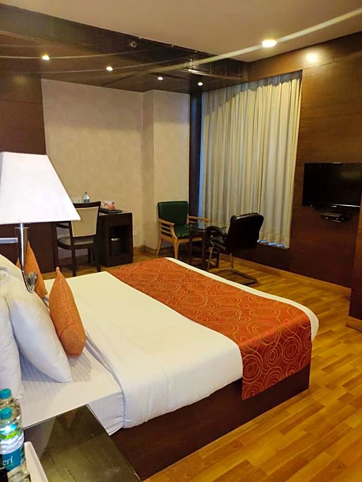 Hotel DS Clarks Inn Gurgaon