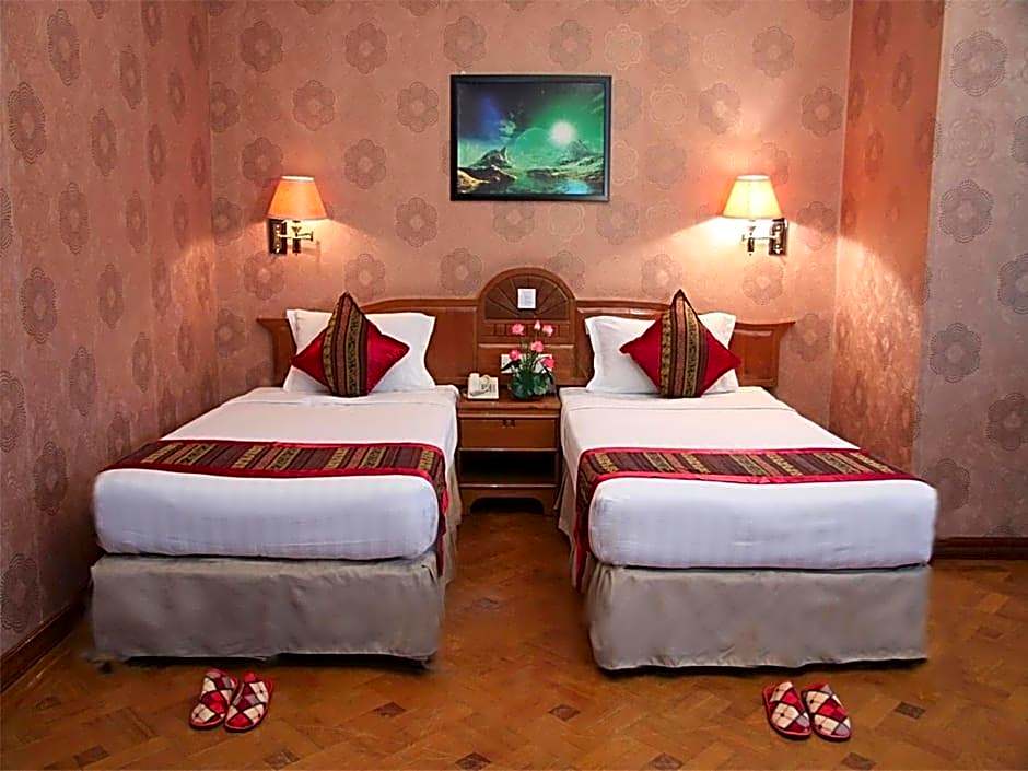 Excel Treasure Hotel