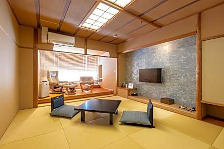 Quadruple Room with Terrace