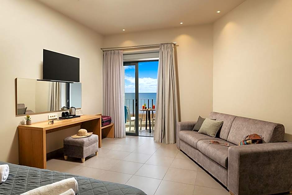 Elia Agia Marina Hotel