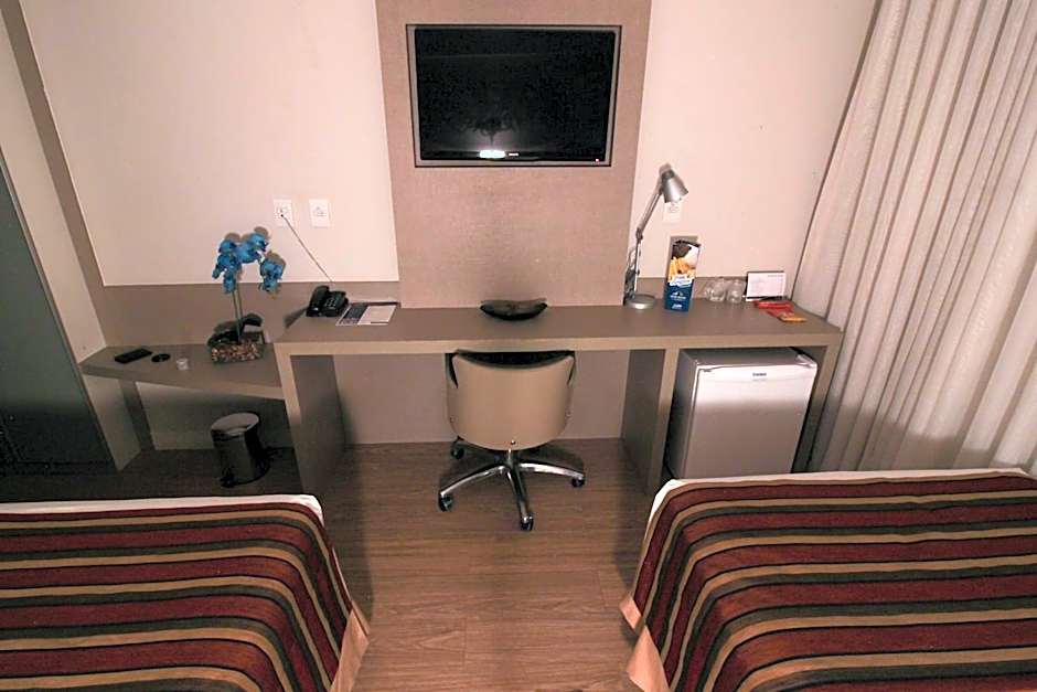 Hotel Beaga Convention Expominas by MHB