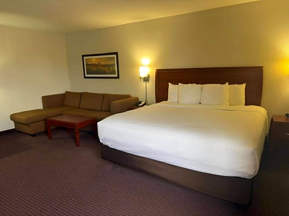 Quality Inn & Suites Colby