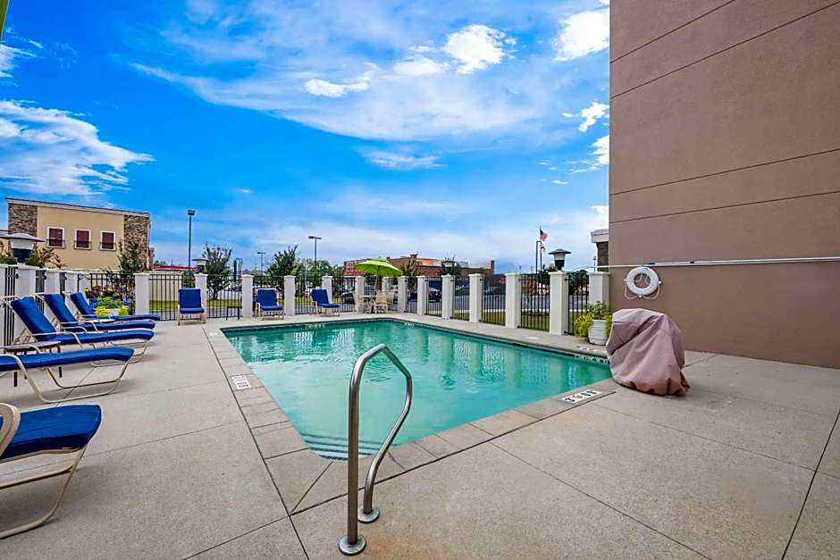 Comfort Suites Cullman I-65 Exit 310