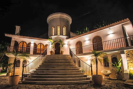 Standard Double Suite