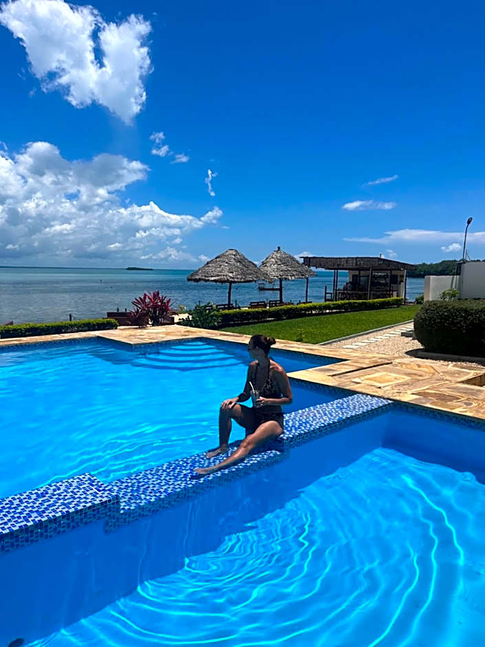 Calamari Beach Resort