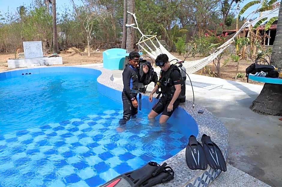 AMIGOS BUNGALOWS GILI MENO