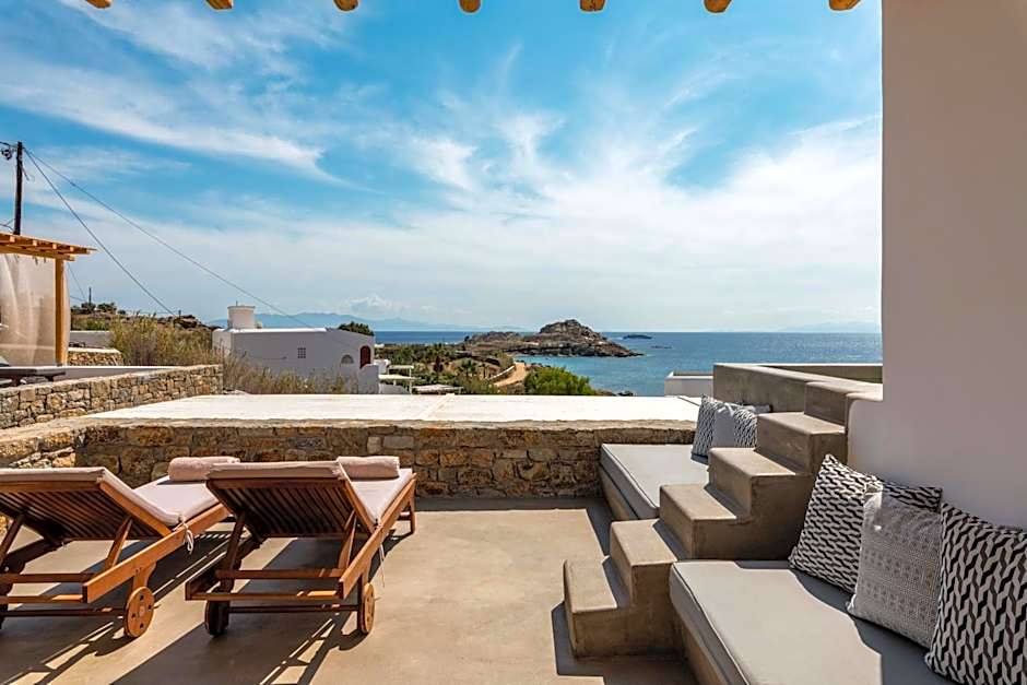 Trinity Mykonos - Beachfront Villa