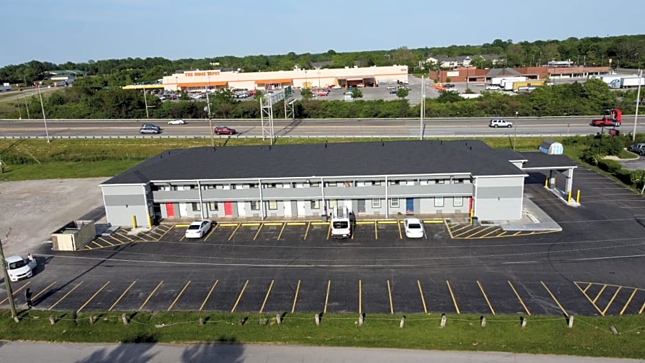 Days Inn by Wyndham Indianapolis East Post Road