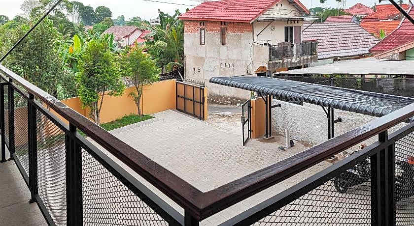 RedDoorz Syariah near Telanaipura Jambi