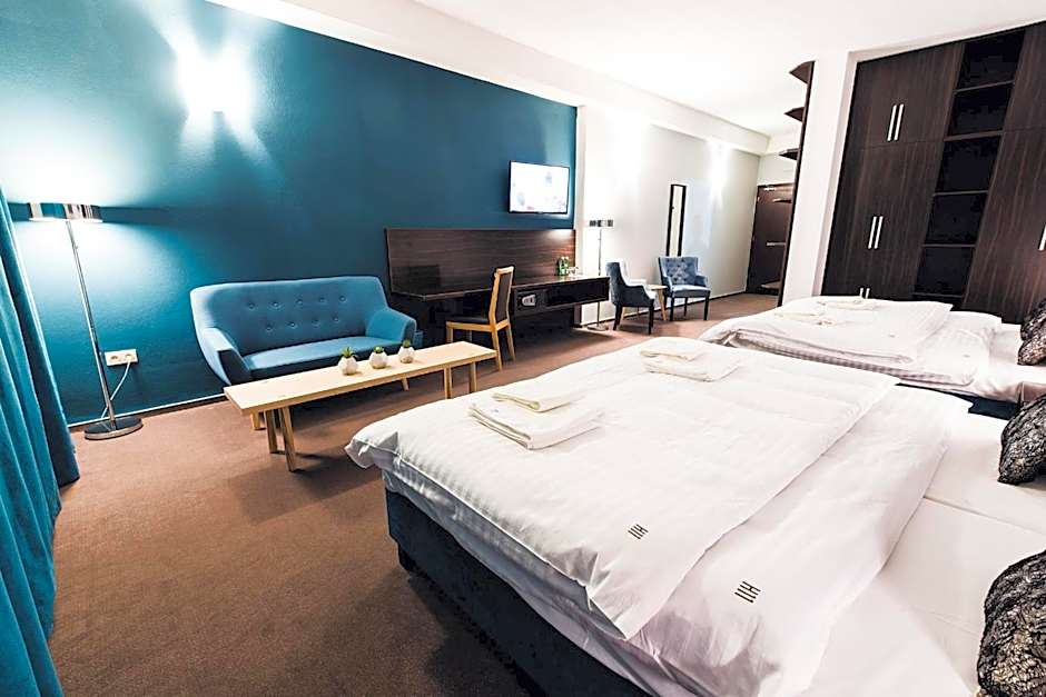 BOUTIQUE HOTEL11 with rooftop SPA