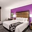 La Quinta Inn & Suites by Wyndham Baltimore N/White Marsh