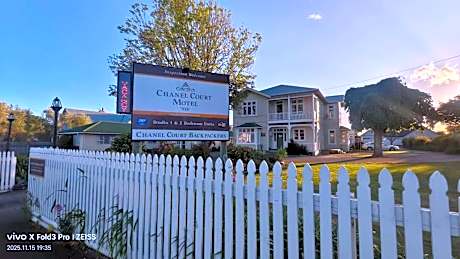 Chanel Court Motel