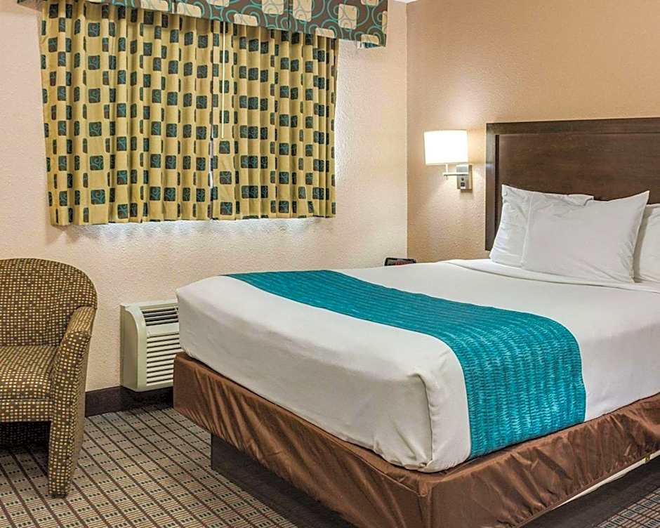 Suburban Studios Avondale