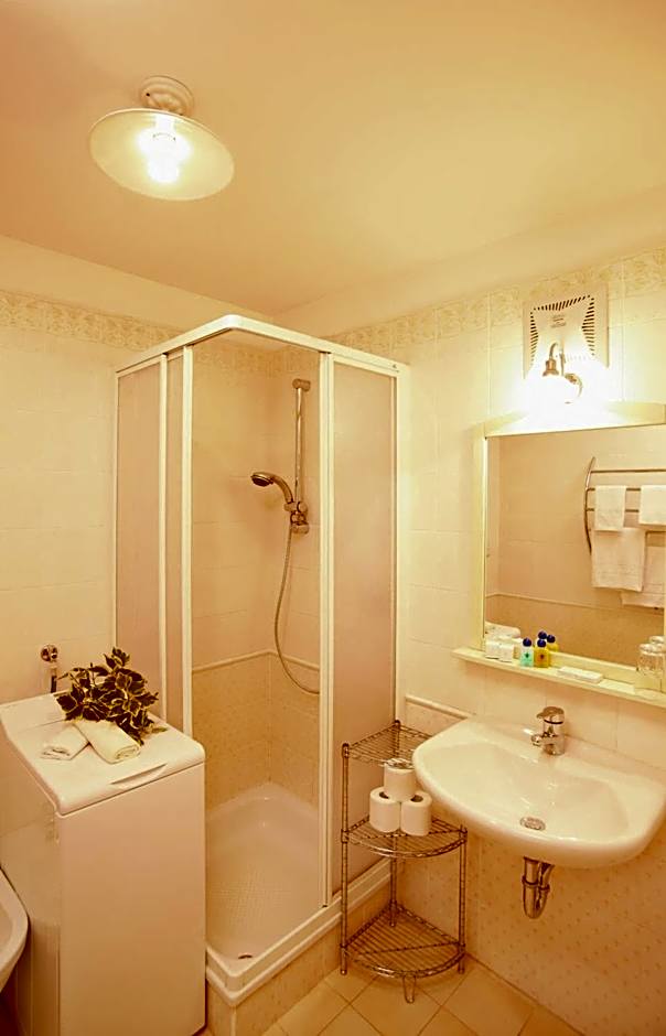 Hotel Tschurtschenthaler