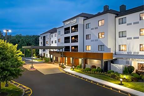 Courtyard by Marriott Danbury