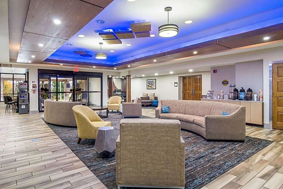 Comfort Inn And Suites Pittsburgh