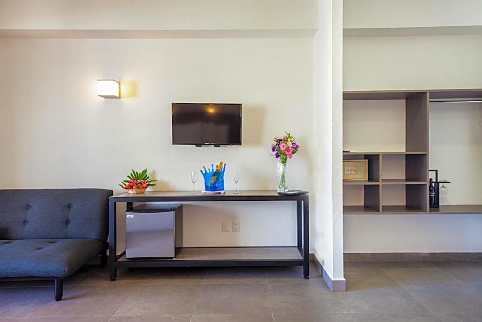 Aspira Hotel & Beach Club