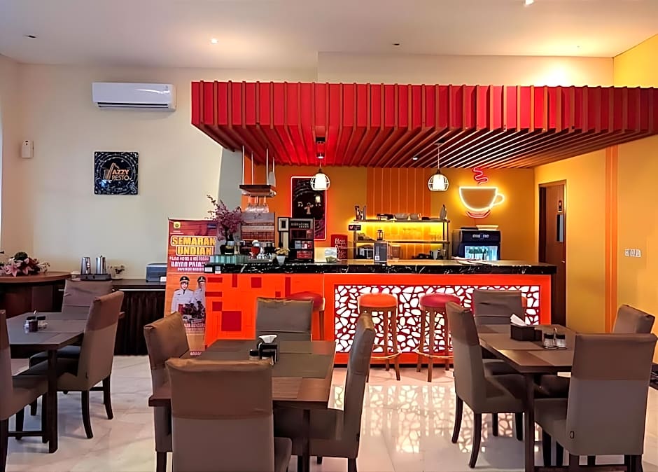 Front One Hotel Purwodadi