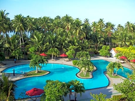 Muine Century Beach Resort & Spa