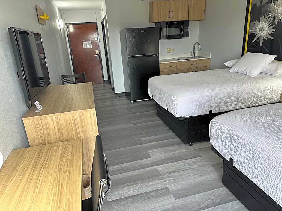 Super 8 by Wyndham Alexandria LA