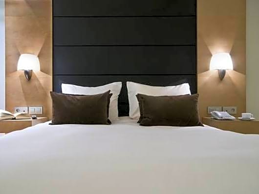 B-Aparthotels Montgomery